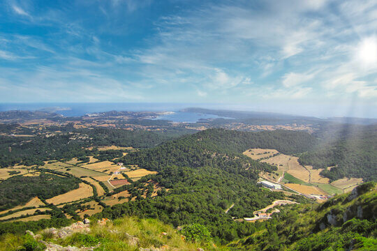 monte-toro-rutas-en-coche-por-menorca