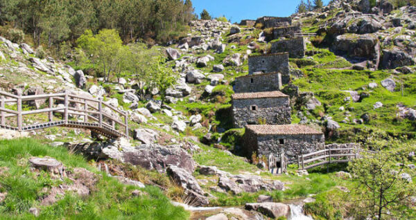 mejores-rutas-en-coche-de-alquiler-por-galicia-desde-santiago