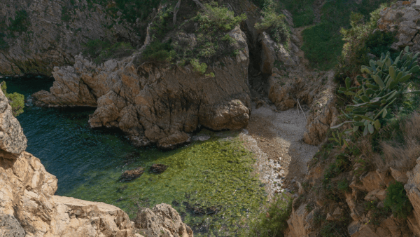 cala-foradada-palamós-mejores-playas-barcelona